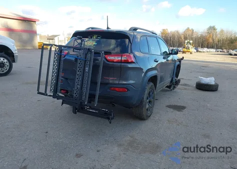 2018 Jeep Cherokee Trailhawk 4X4 z USA, uszkodzony, nr VIN 1C4PJMBX6JD512658